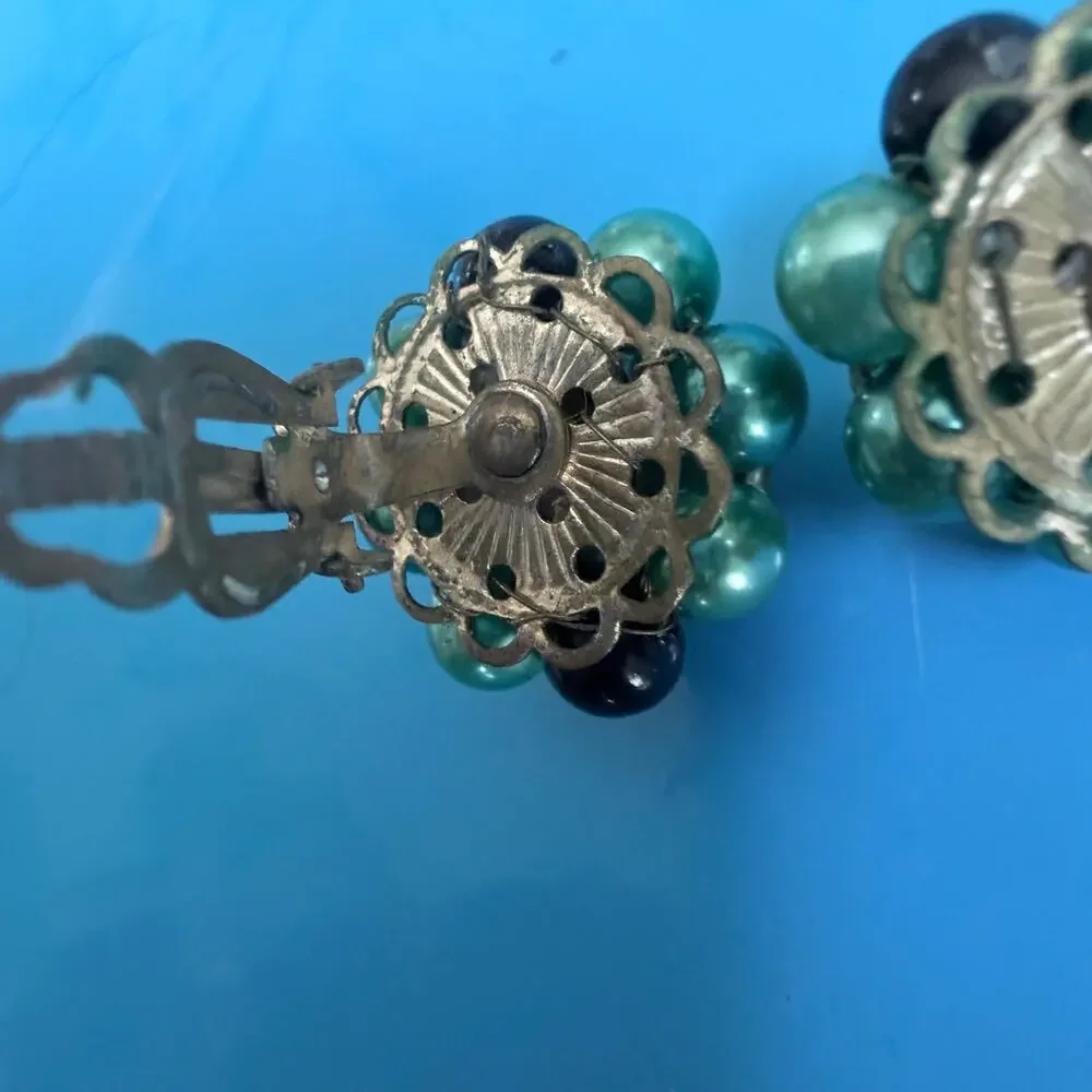 Cluster Faux Pearl Green and Purple Clipon Earrings - Picture 2 of 5